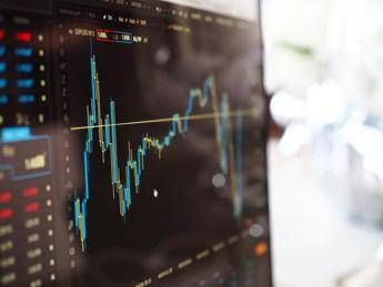 Investire Online, crescono gli italiani che possiedono azioni Investire Online, crescono gli italiani che possiedono azioni