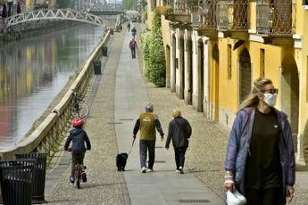 Coronavirus Lombardia, oggi 7.339 nuovi contagi e 57 morti Coronavirus Lombardia, oggi 7.339 nuovi contagi e 57 morti