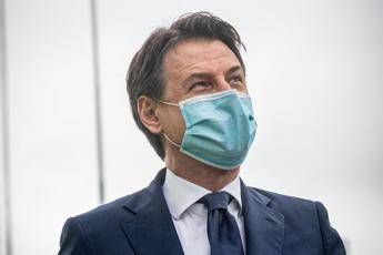 Conte: I capelli? Me li taglio da solo dai tempi dell'Università /Video Conte: I capelli? Me li taglio da solo dai tempi dell'Università /Video