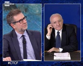 Il Fazio 'fratacchione' di De Luca incendia i social Il Fazio 'fratacchione' di De Luca incendia i social