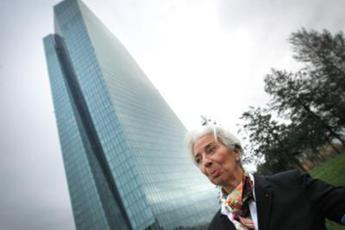 Bce mantiene tassi fermi, cosa ha detto Lagarde