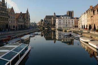 Coronavirus, Belgio: nelle case fino a 4 ospiti ma sempre gli stessi Coronavirus, Belgio: nelle case fino a 4 ospiti ma sempre gli stessi