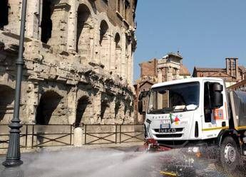 Ama, 4 indagati per falso in bilancio. C'è anche l'ex presidente Fortini Ama, 4 indagati per falso in bilancio. C'è anche l'ex presidente Fortini