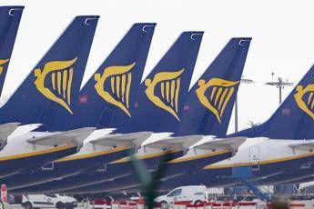 Ryanair e la pubblicità col vaccino covid, ma serve per volare?