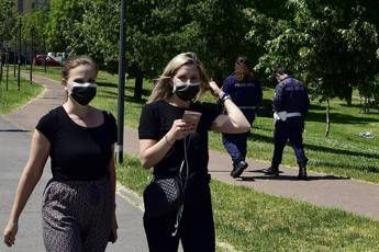 Fase 2, forse da lunedì si potranno rivedere gli amici Fase 2, forse da lunedì si potranno rivedere gli amici