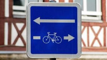 Boom bici, ora servono corsie dedicate e doppio senso ciclabile: l'Ancma chiede al Mit di favorire la mobilità alternativa