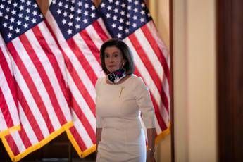 Nancy Pelosi: Trump obeso, non prenda idrossiclorochina Nancy Pelosi: Trump obeso, non prenda idrossiclorochina