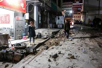Terremoto di magnitudo 5 in Cina, almeno 4 morti e 24 feriti Terremoto di magnitudo 5 in Cina, almeno 4 morti e 24 feriti