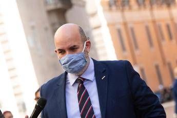 Liguria, Crimi sente Sansa: Vai avanti, nessun problema su candidatura