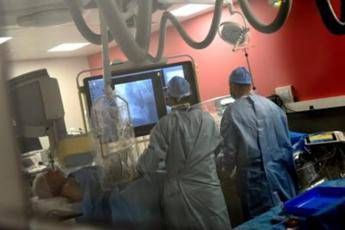 Coronavirus, in Francia oltre 500 nuovi casi Coronavirus, in Francia oltre 500 nuovi casi