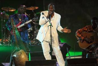 E' morto Mory Kante, ha cantato l'Africa nel mondo E' morto Mory Kante, ha cantato l'Africa nel mondo