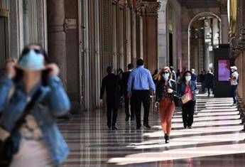 Coronavirus, in Lombardia +221 casi e altri 67 morti Coronavirus, in Lombardia +221 casi e altri 67 morti