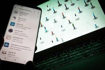 Codacons: Da app Immuni problemi su smartphone Codacons: Da app Immuni problemi su smartphone