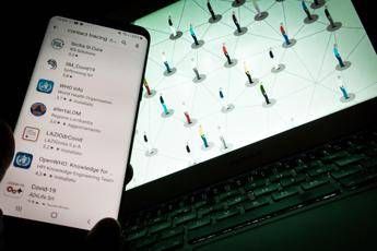 Codacons: Da app Immuni problemi su smartphone