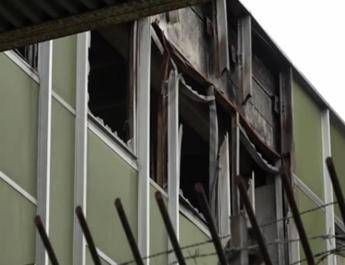 Milano, spaccio e degrado nell'ex fabbrica: la denuncia Milano, spaccio e degrado nell'ex fabbrica: la denuncia