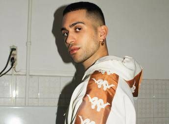 Kappa lancia nuova campagna social con Mahmood Kappa lancia nuova campagna social con Mahmood