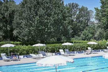 Coronavirus, riaprono piscine e palestre in Lombardia