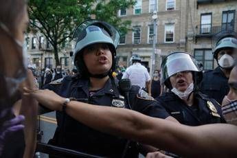 Proteste morte Floyd, a New York polemica de Blasio-Ocasio Cortez Proteste morte Floyd, a New York polemica de Blasio-Ocasio Cortez