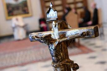 Preghiera del Papa: Chiediamo a Gesù di aiutarmi a guidare bene la Chiesa Preghiera del Papa: Chiediamo a Gesù di aiutarmi a guidare bene la Chiesa