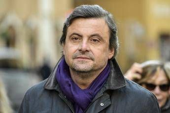 Calenda vs Morani: Vai a lavorare va...