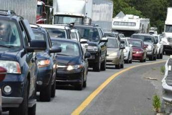 In Italia automobilisti incolonnati nel traffico 38 ore l'anno