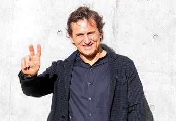 Zanardi, il medico che lo ha soccorso: 10 minuti di ritardo e non ce l'avrebbe fatta Zanardi, il medico che lo ha soccorso: 10 minuti di ritardo e non ce l'avrebbe fatta