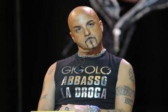Dj Aniceto si scusa per tweet su Zanardi: Ho fatto una str....' Dj Aniceto si scusa per tweet su Zanardi: Ho fatto una str....'