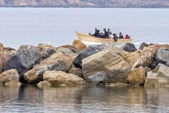 Mattarella: Pandemia aggrava condizione migranti