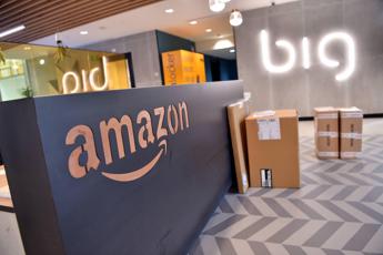 Amazon, 100mila nuovi posti di lavoro per boom acquisti online