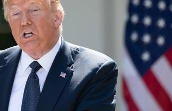 Trump attacca Harris su cittadinanza: Non è eleggibile