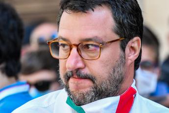 Un bacio al mio amore Francesca, Salvini dribbla domanda su Isoardi