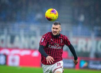 Il Milan stende la Roma con Rebic e Calhanoglu