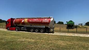 Campus Peroni inaugura la stagione di raccolta dell’orzo Campus Peroni inaugura la stagione di raccolta dell’orzo
