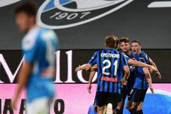 Napoli inferiore all'Atalanta, tweet di Feltri e riparte polemica Napoli inferiore all'Atalanta, tweet di Feltri e riparte polemica