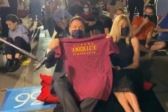 Roma, Conte a San Cosimato con la maglia del Cinema America Roma, Conte a San Cosimato con la maglia del Cinema America