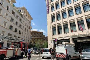 Esplosione in hotel a Roma, pensavamo a una bomba