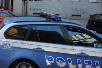 Roma, danneggia bar e auto in sosta: arrestato un Casamonica