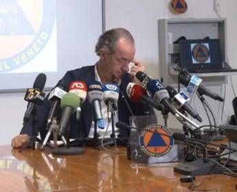 Contagio riparte, Zaia sbotta: Da lunedì nuove regole più dure Contagio riparte, Zaia sbotta: Da lunedì nuove regole più dure
