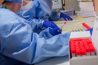Coronavirus, in Lombardia un morto e 94 nuovi casi