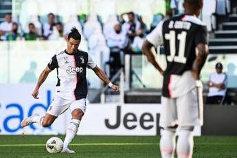 Juve stravince il derby, poker al Toro e Buffon da record