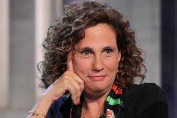 Ilaria Capua: Quattro anni fa prosciolta da accuse, lasciai l'Italia ma si sbagliavano Ilaria Capua: Quattro anni fa prosciolta da accuse, lasciai l'Italia ma si sbagliavano