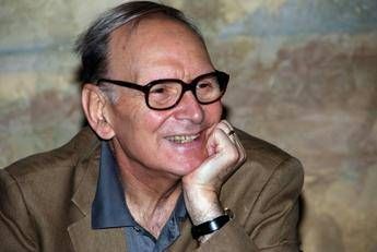 Morricone, funerali privati già celebrati Morricone, funerali privati già celebrati