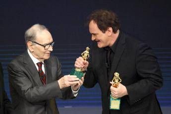 Morricone, da Carpenter a Tarantino: le grandi collaborazioni a Hollywood Morricone, da Carpenter a Tarantino: le grandi collaborazioni a Hollywood