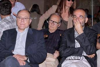 Verdone omaggia Morricone: Ha dato grazia ai miei primi due film Verdone omaggia Morricone: Ha dato grazia ai miei primi due film