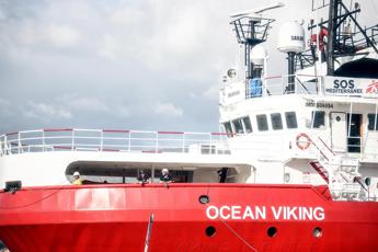 Ocean Viking, oggi lo sbarco a Porto Empedocle