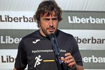 Alonso torna in F1, con la Renault nel 2021 Alonso torna in F1, con la Renault nel 2021