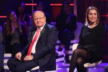 Massimo Boldi lascia la compagna 40enne: Un atto di onestà Massimo Boldi lascia la compagna 40enne: Un atto di onestà