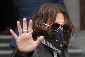Johnny Depp perde causa per diffamazione contro il Sun