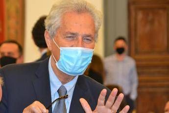 Il sondaggio: Rutelli il preferito tra i sindaci di Roma Il sondaggio: Rutelli il preferito tra i sindaci di Roma