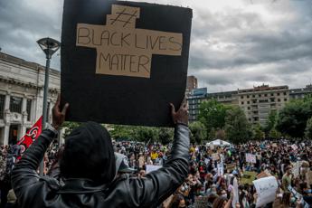 Usa, oggi sciopero Black Lives Matter. Fermi migliaia di lavoratori
